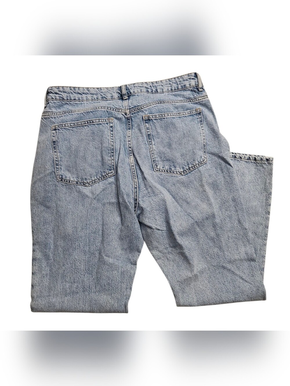 H&M Straight Lightwash Button Fly Jeans Women 14 - Picture 2 of 4